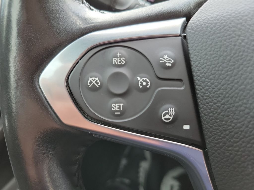 Used 2022 Black Chevrolet Premier image 27