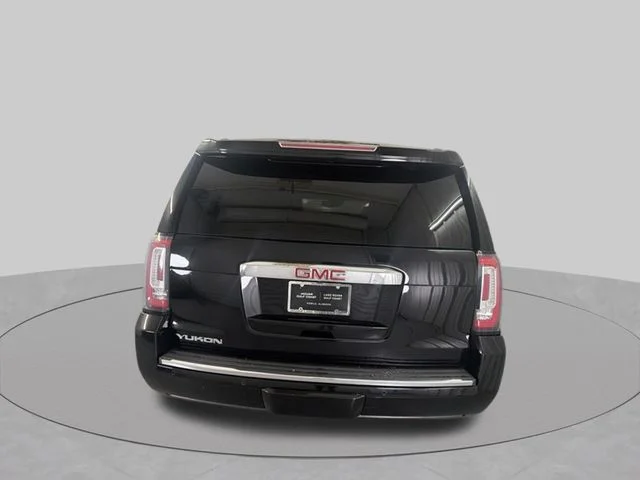 Used 2018 Onyx Black GMC Denali image 7