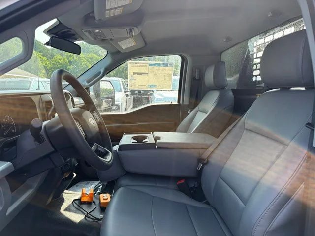 New 2026 Oxford White Ford F-550® XL image 18
