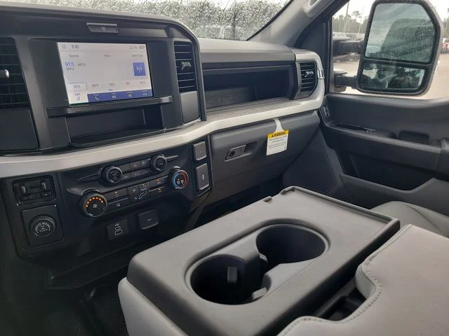 New 2026 Oxford White Ford XL image 21