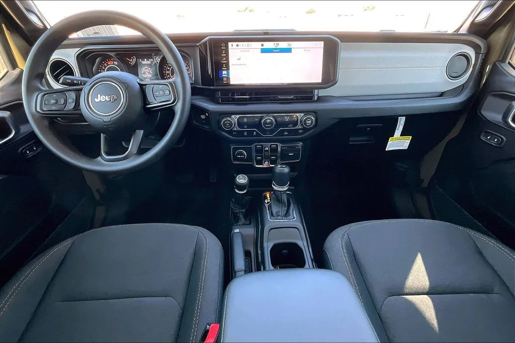 New 2026 Jeep Wrangler Sport 4D Sport Utility