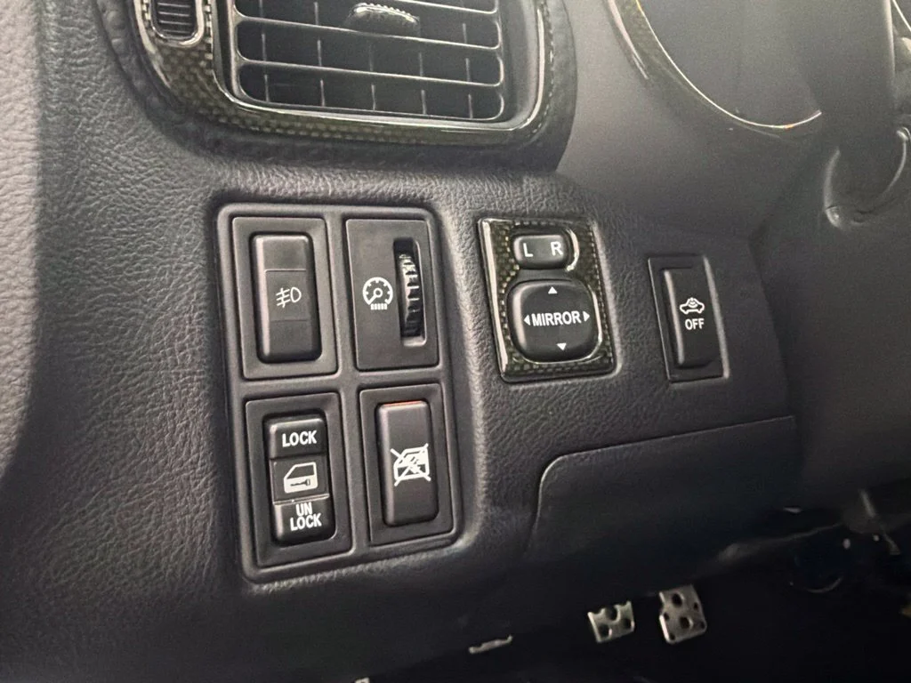 Used 2003 Blue Toyota Base image 25
