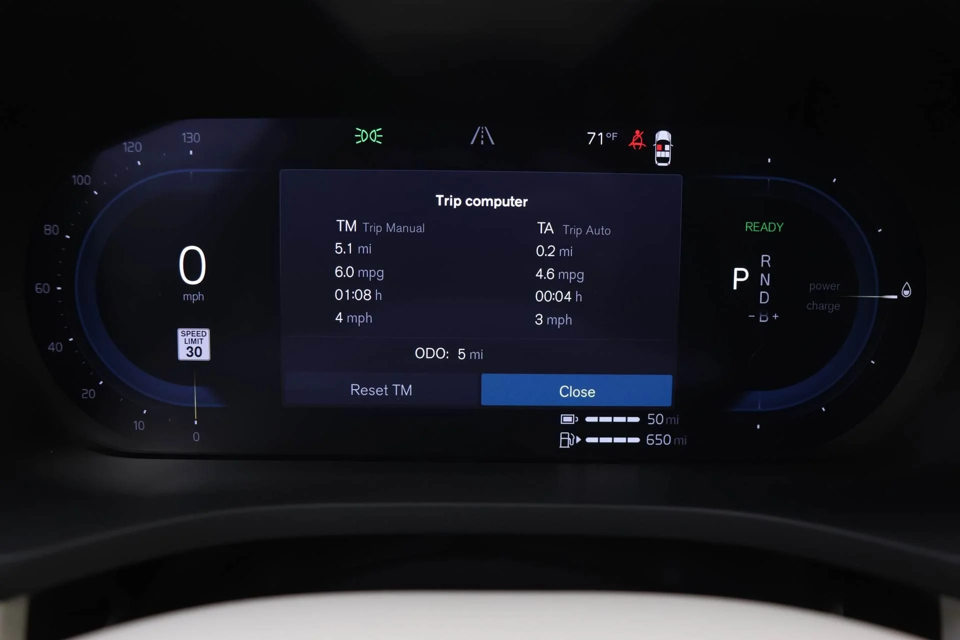 2025 Volvo XC60 Plus - Photo 17