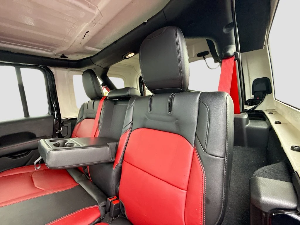 Used 2023 Black Jeep Rubicon 20th Anniversary Edition 4xe image 27