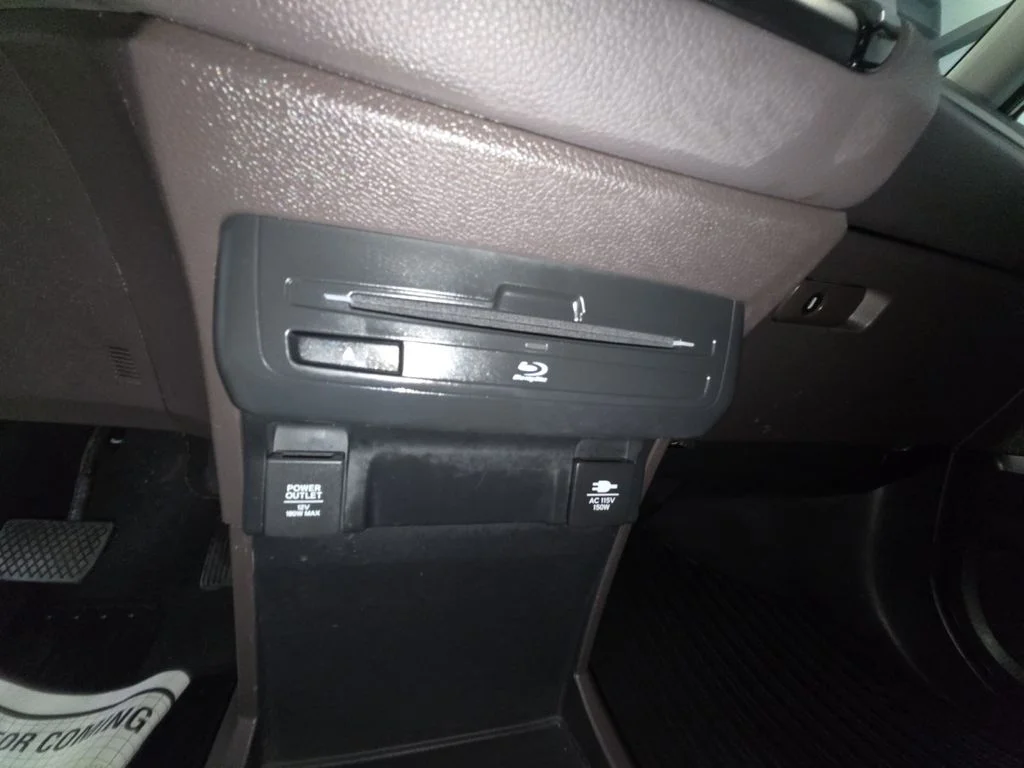 Used 2019 White Honda Elite image 28