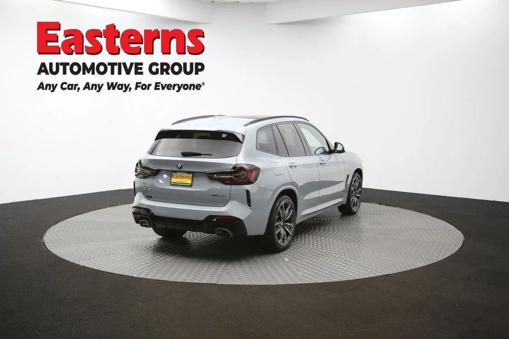 Used 2022 Gray BMW sDrive30i image 41
