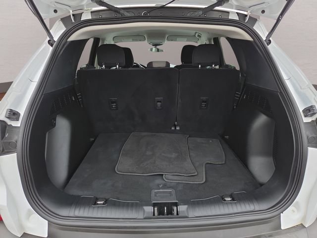 Used 2021 Oxford White Ford SE image 29