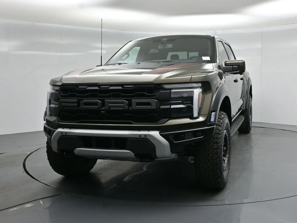 New 2026 Shelter Green Ford Raptor image 57