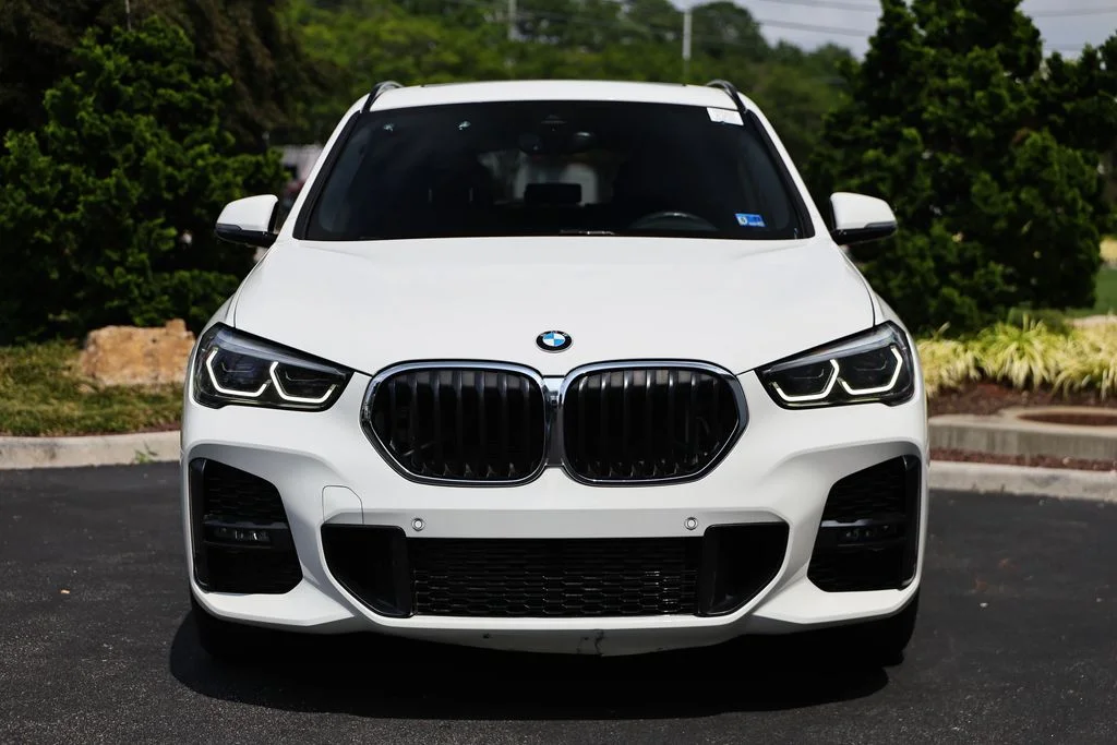 Used 2021 Alpine White BMW xDrive28i image 13