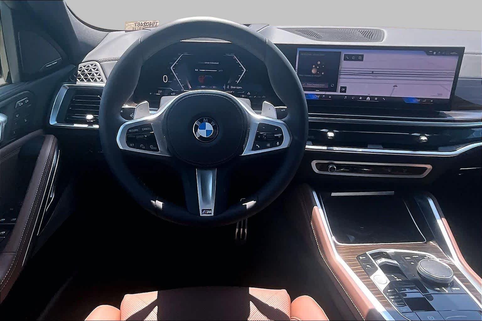 Used 2026 Carbon Black Metallic BMW xDrive40i image 5