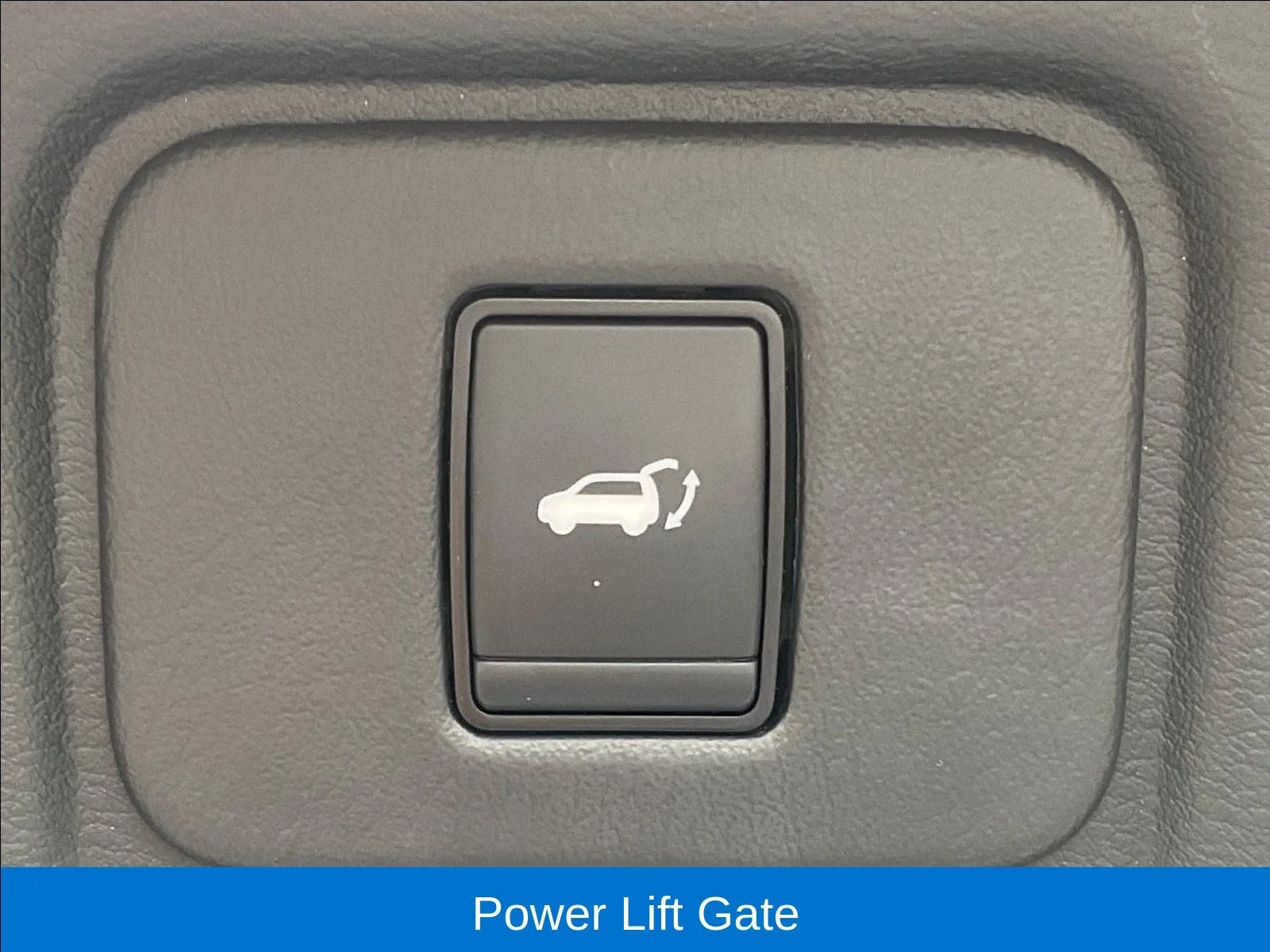 Used 2024 Brilliant Silver Metallic Nissan Platinum image 25