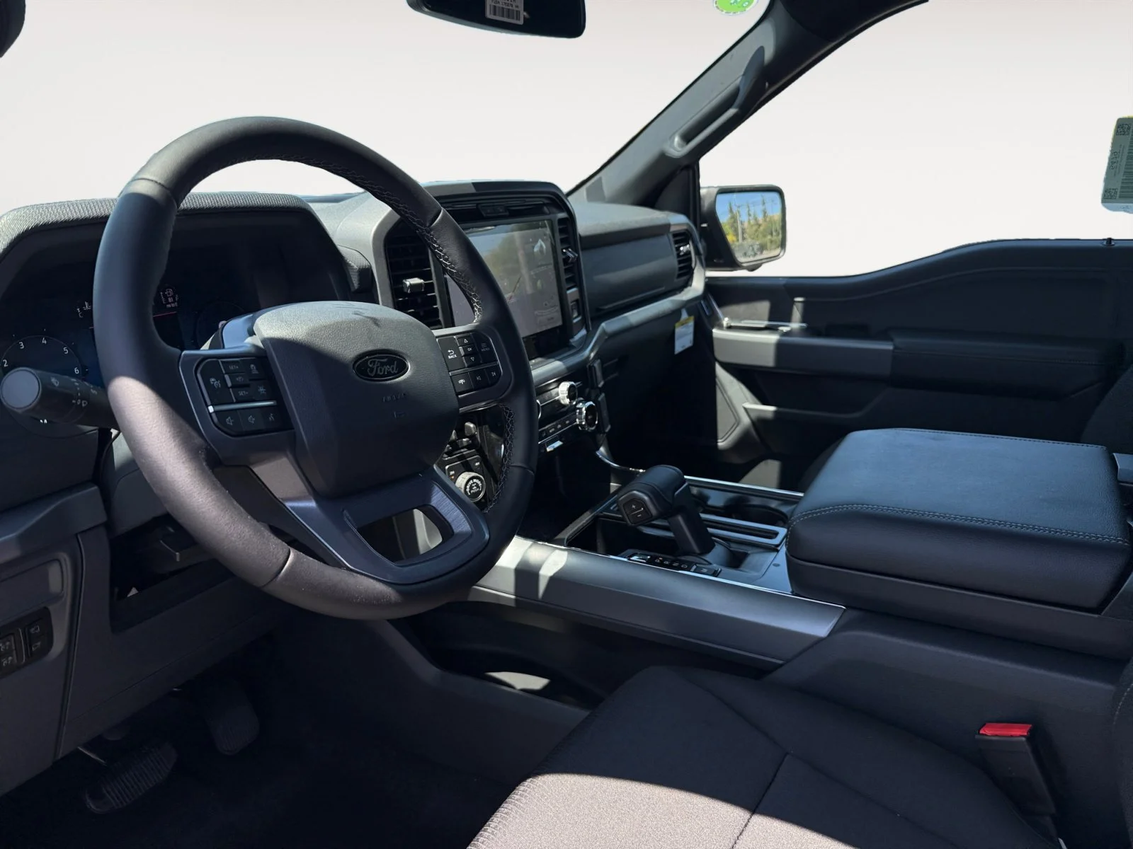 2025 Ford F-150 XLT - Photo 15