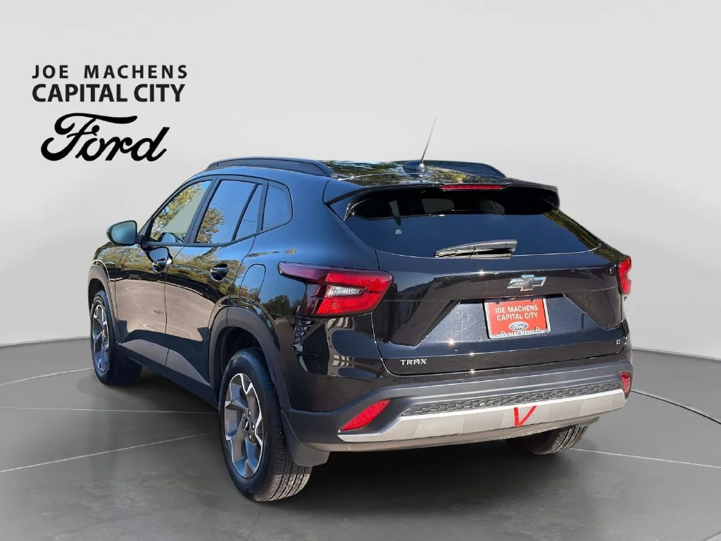 Used 2026 Mosaic Black Metallic Chevrolet LT image 8