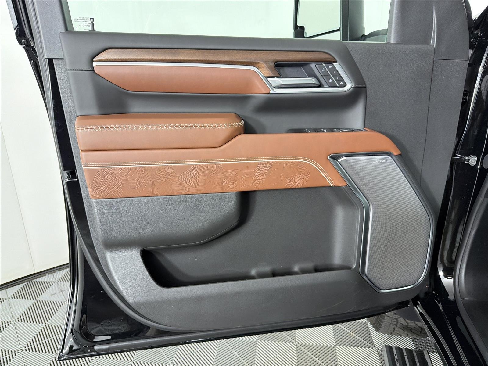 New 2026 Onyx Black GMC Denali Ultimate image 6
