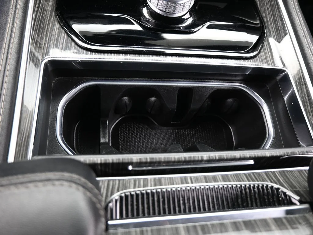 2022 Jeep Wagoneer Series II - Photo 29