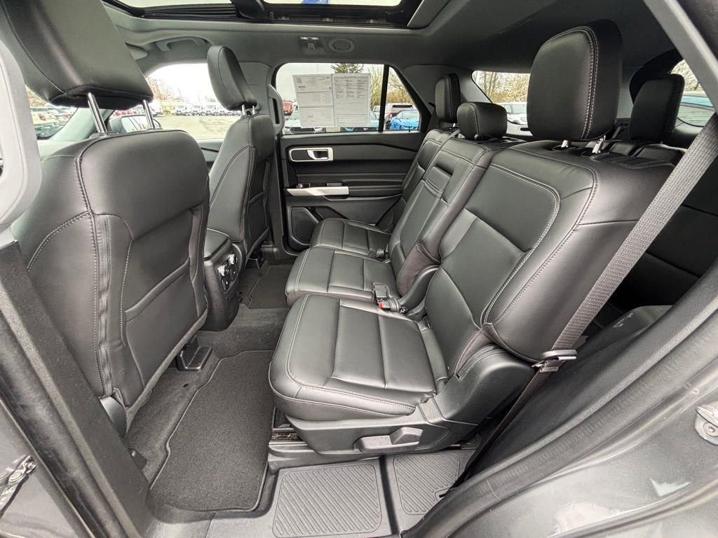 Certified Used 2022 Gray Metallic Ford XLT image 46