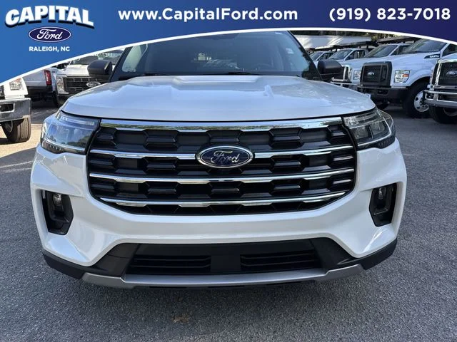 Used 2025 White Ford Active image 10