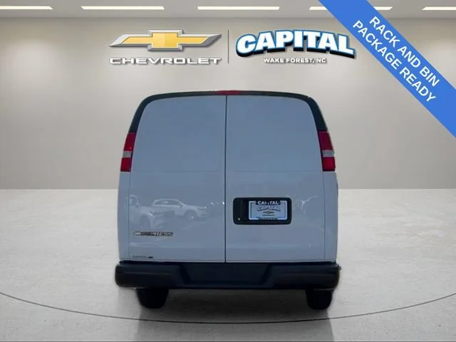 Used 2025 Summit White Chevrolet WT image 5