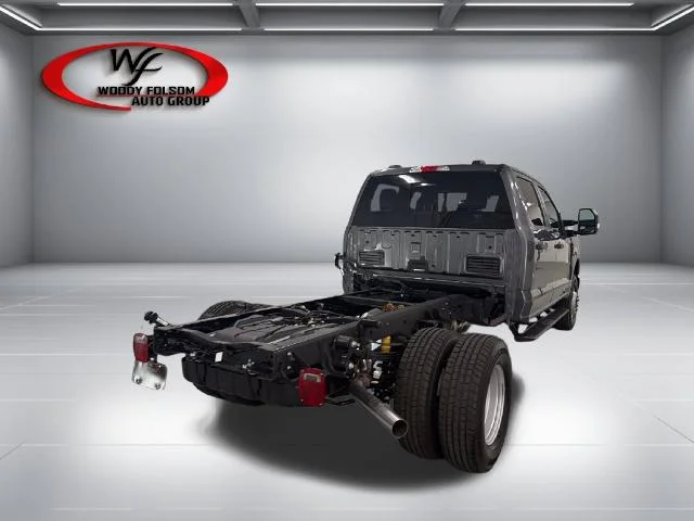 New 2027 Carbonized Gray Metallic Ford F-350® XL image 21