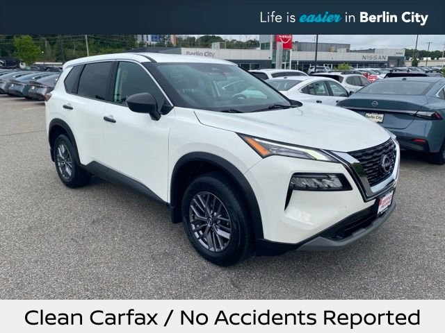 Used 2023 Glacier White Nissan S image 1