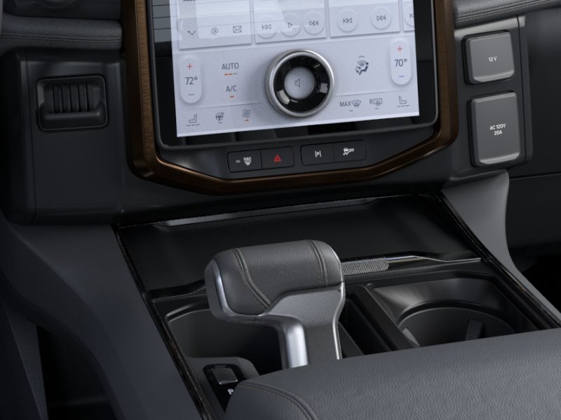 2025 Ford F-150 Lightning Lariat - Photo 15