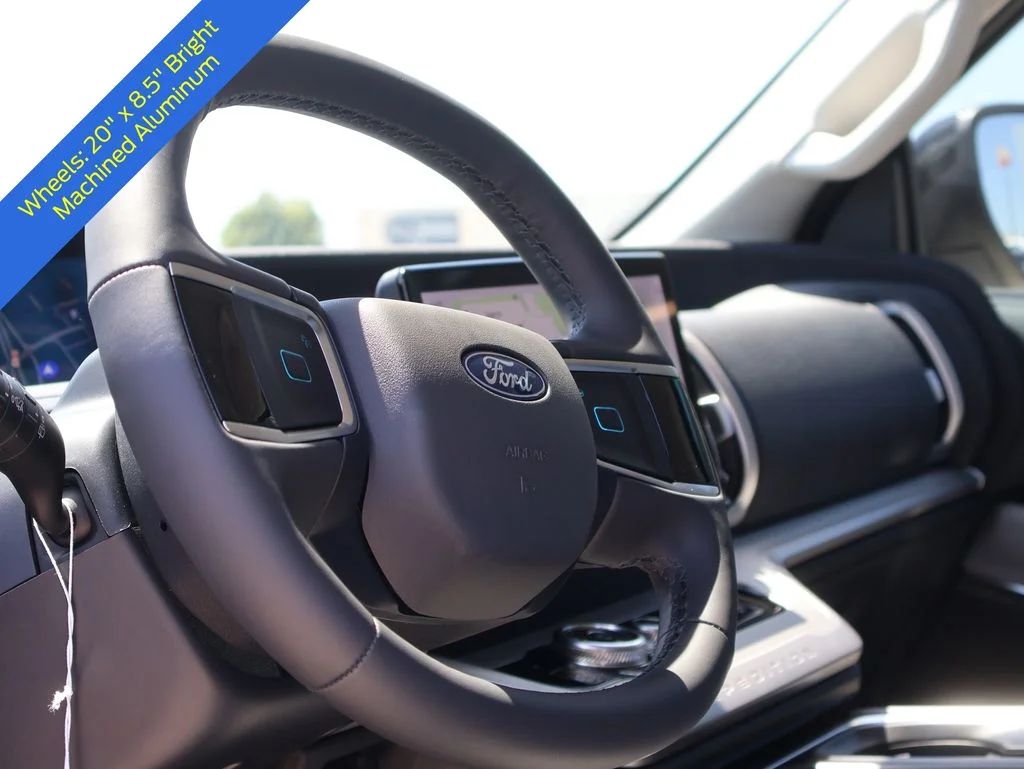New 2026 Star White Metallic Tri-Coat Ford MAX Active image 27