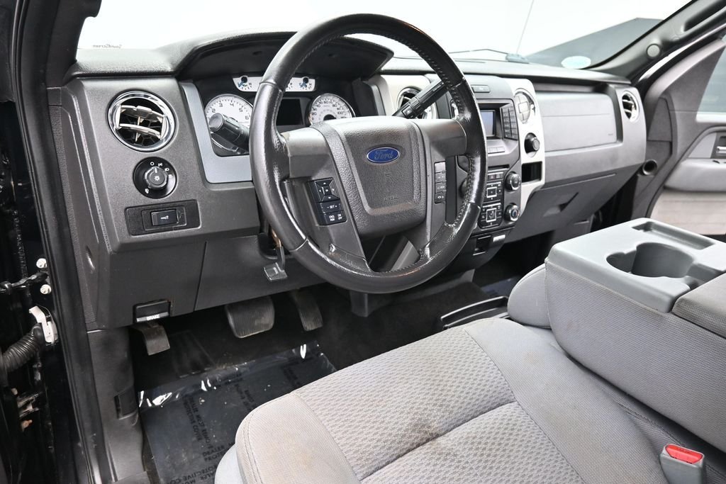 Used 2013  Ford XLT image 12