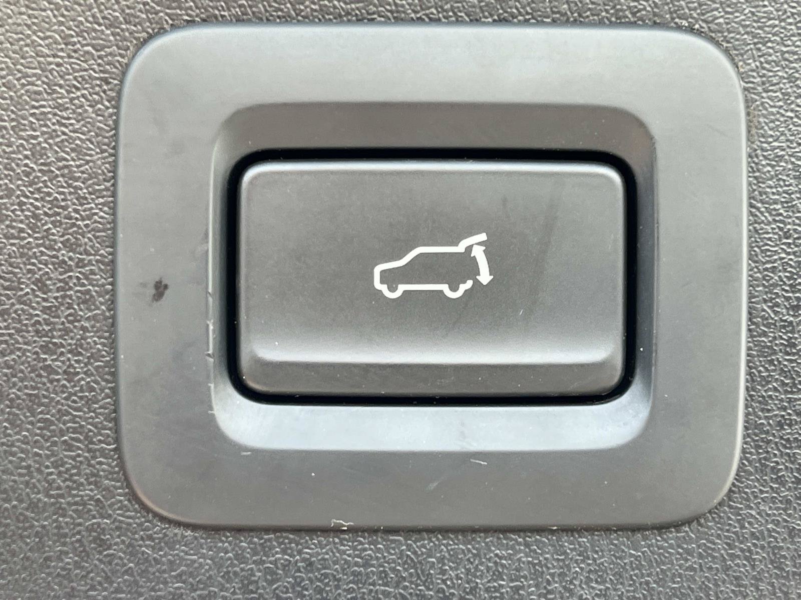 Used 2024 Polymetal Gray Metallic Mazda 2.5 S Carbon Edition image 22