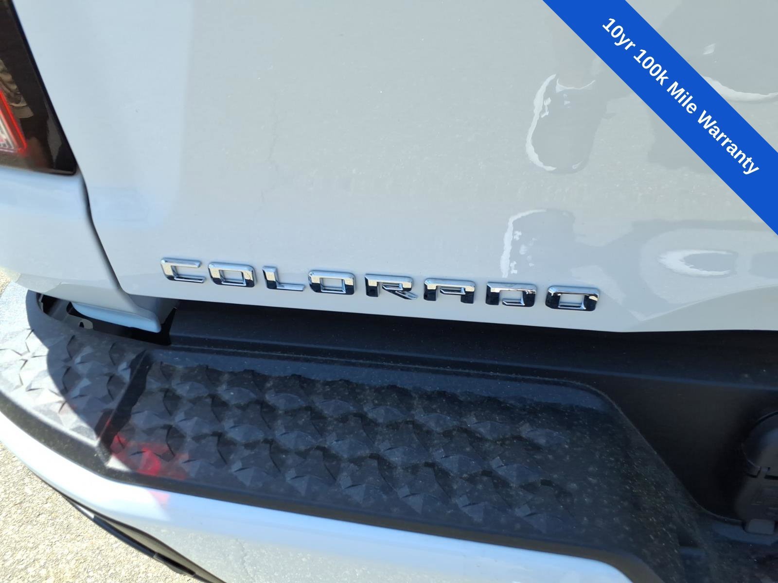 2026 Chevrolet Colorado LT - Photo 9