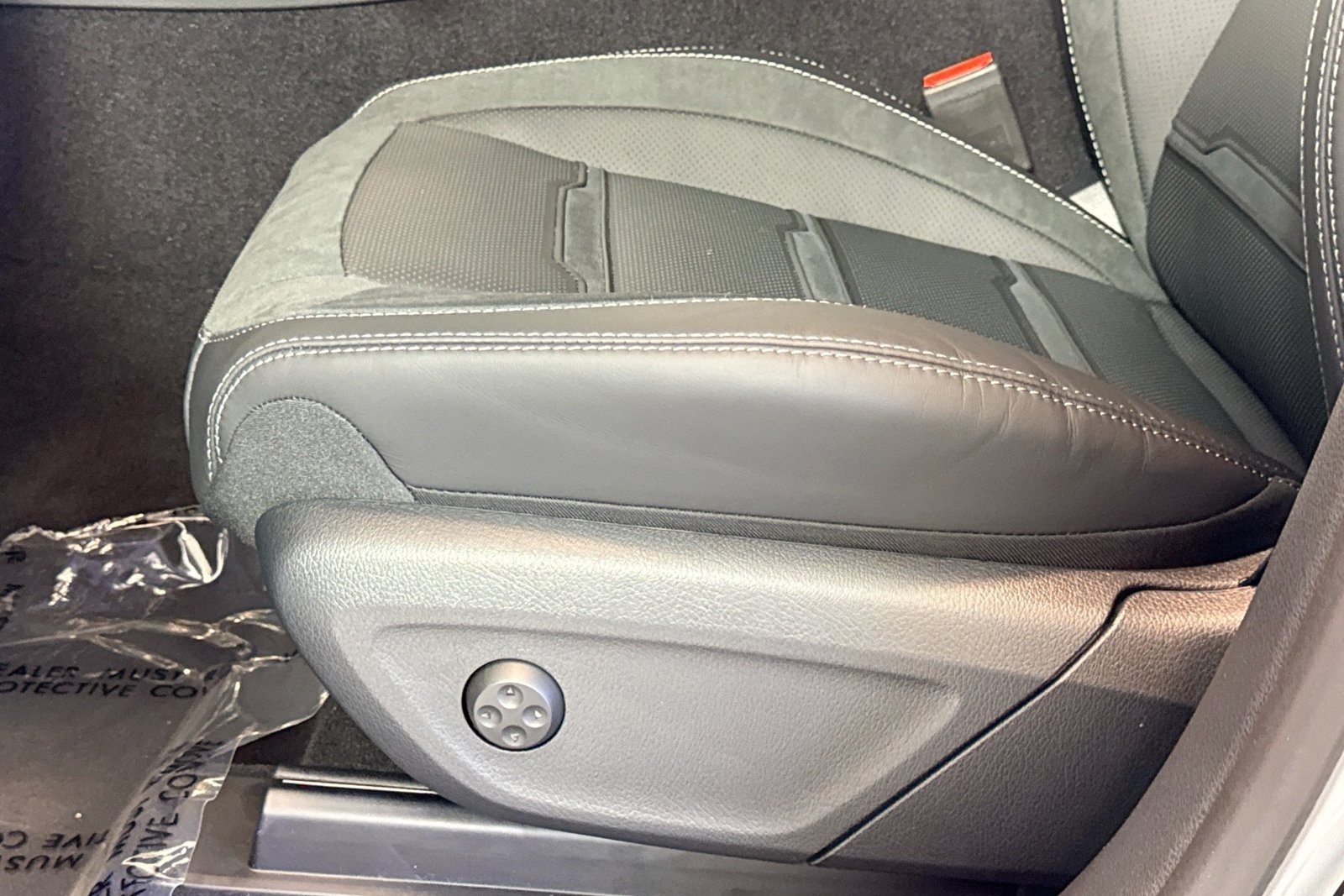 New 2026 Cirrus Silver Metallic Mercedes-Benz AMG® GLE 53 image 17