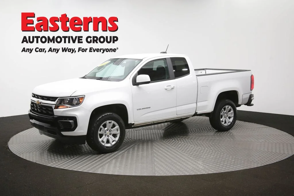 Used 2022 White Chevrolet LT image 55