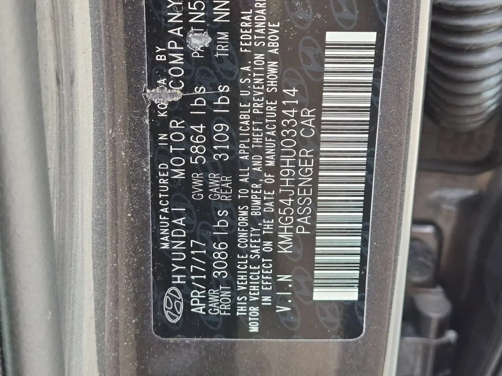 Used 2017 Gray Genesis 5.0 Ultimate image 34