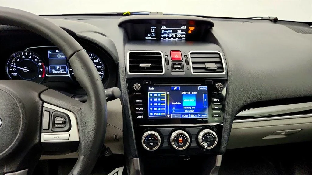 Used 2017 Quartz Blue Pearl Subaru 2.5i Limited CVT w/ Popular Package #2 & Blind Spot Detection image 17