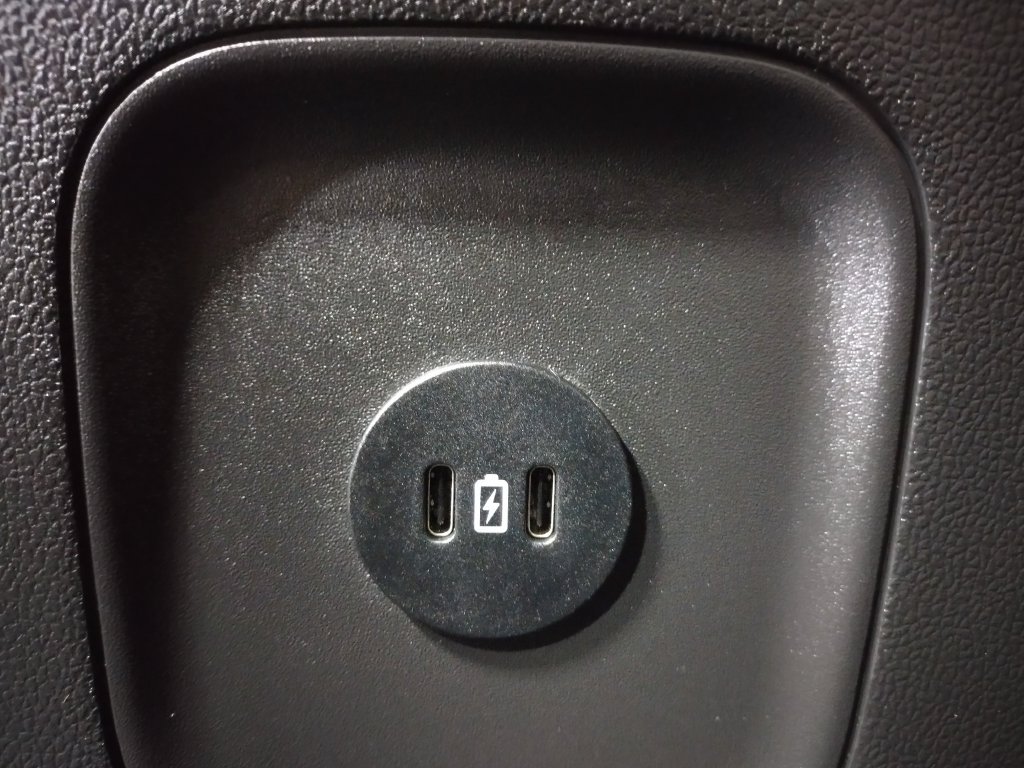 Used 2024 Vapor Blue Ford ST-Line Select image 16