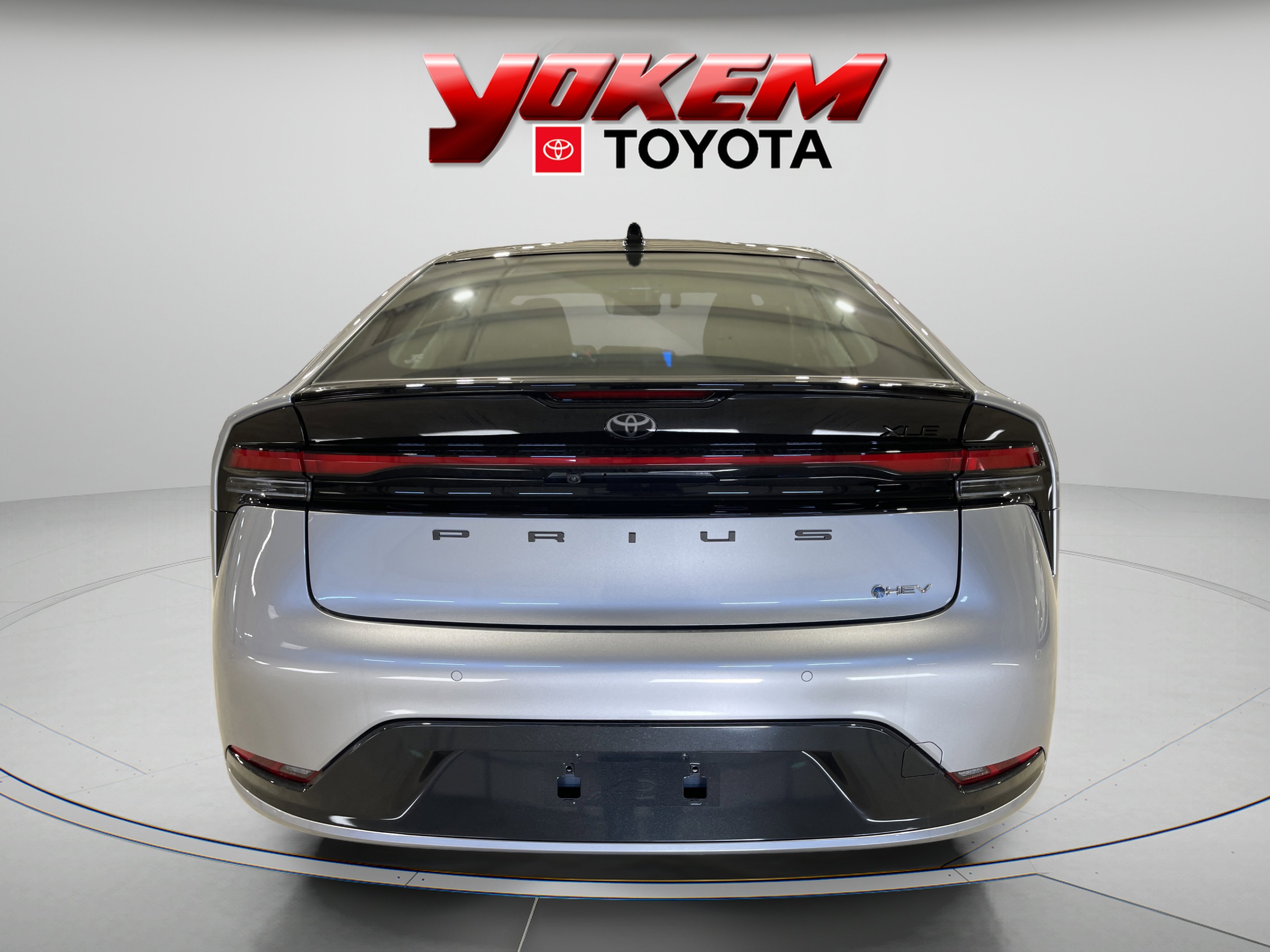 New 2026 Cutting Edge Toyota  XLE image 4