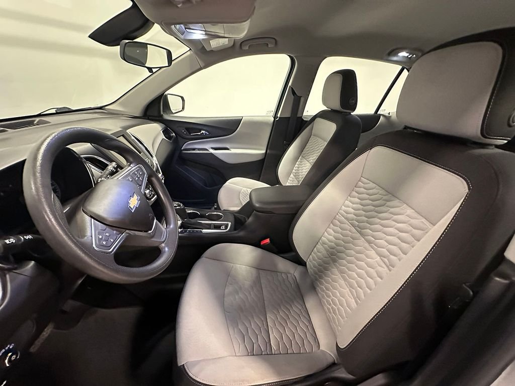 Used 2019 Silver Chevrolet LS image 3