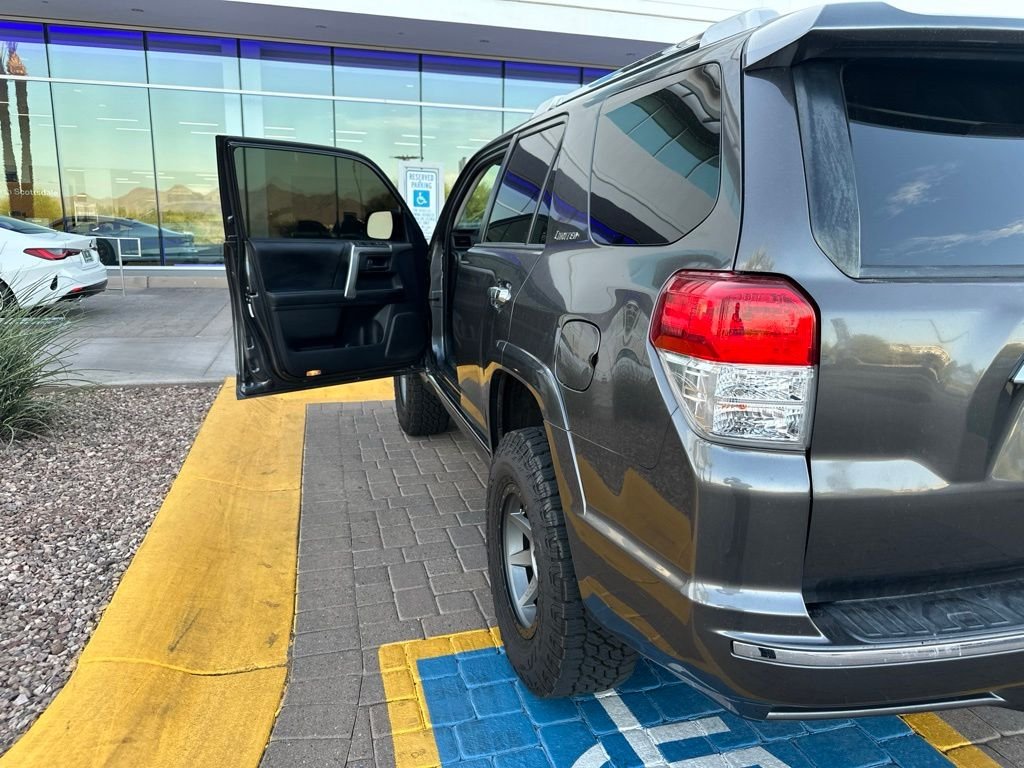 Used 2013 Magnetic Gray Metallic Toyota Limited image 5