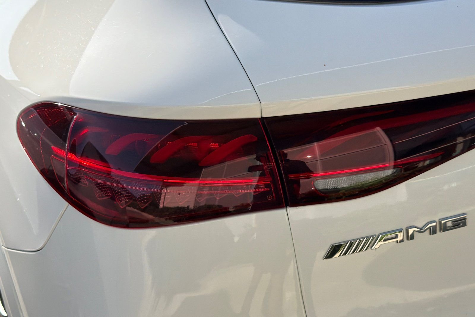 Used 2024 White/off-white Mercedes-Benz Base image 12