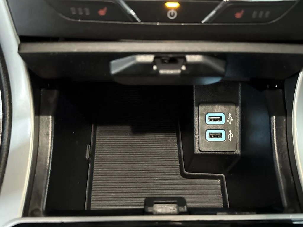 Used 2019 Agate Black Metallic Ford SEL image 33