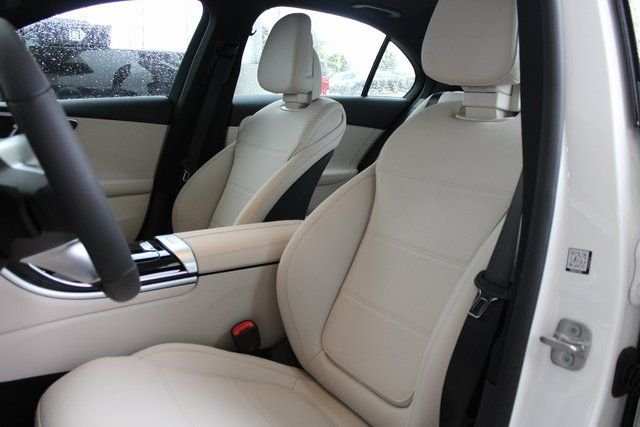 2025 Mercedes-Benz C-Class Sedan C 300 - Photo 28