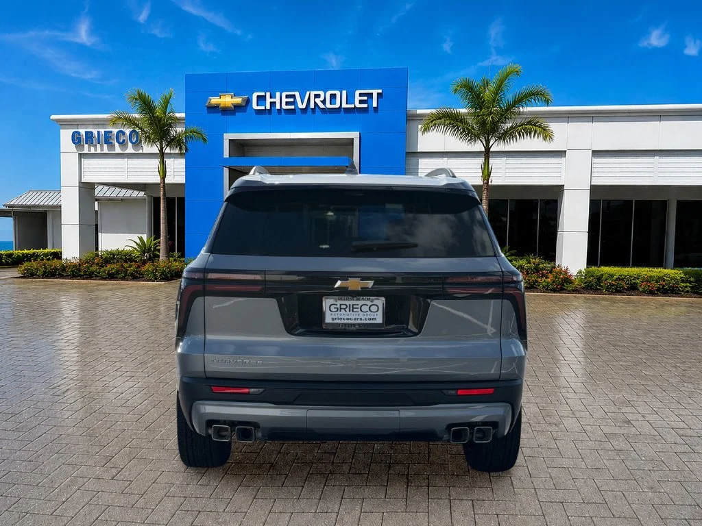2027 Chevrolet Traverse LT - Photo 6