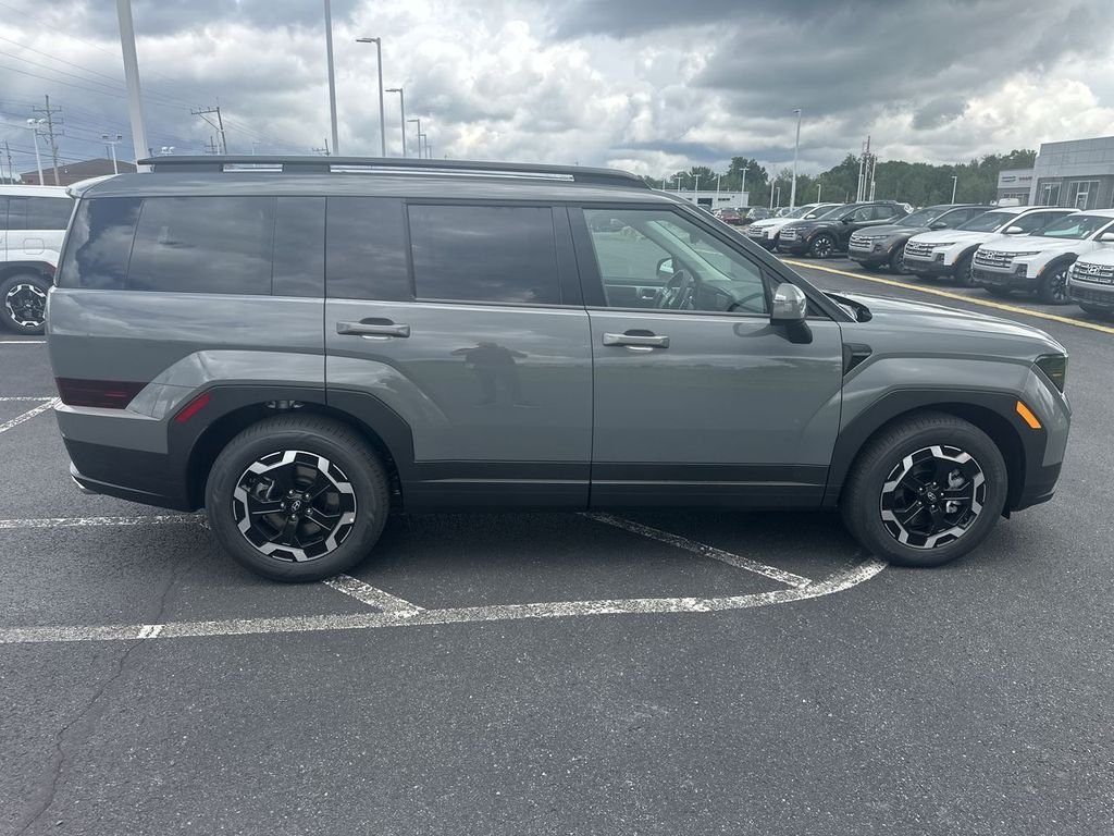 New 2026 Gray Hyundai SEL image 9