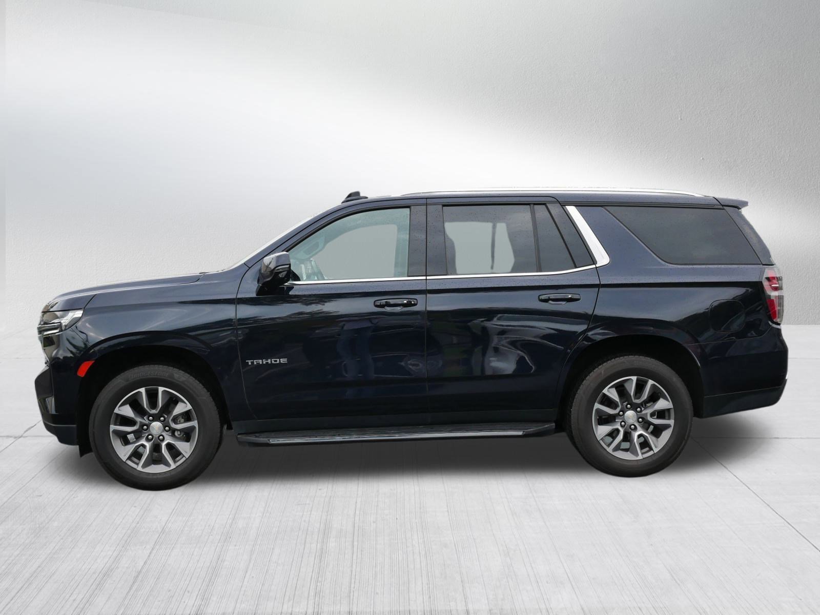 2022 Chevrolet Tahoe LT photo 3