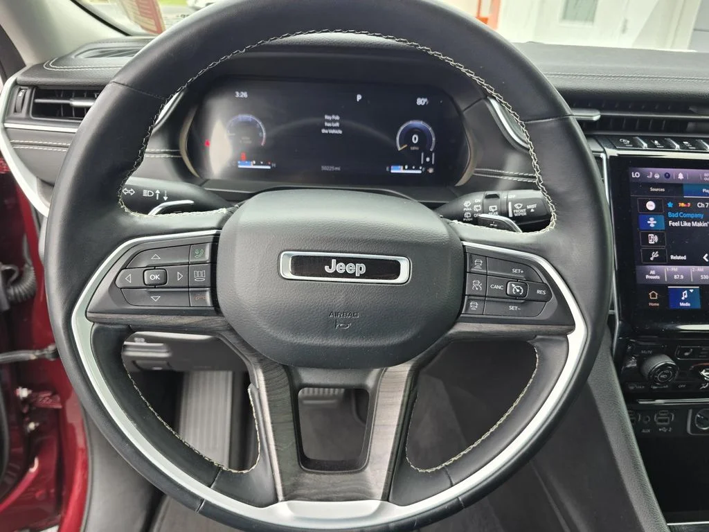 Used 2021 Red Jeep Limited 4x4 image 14