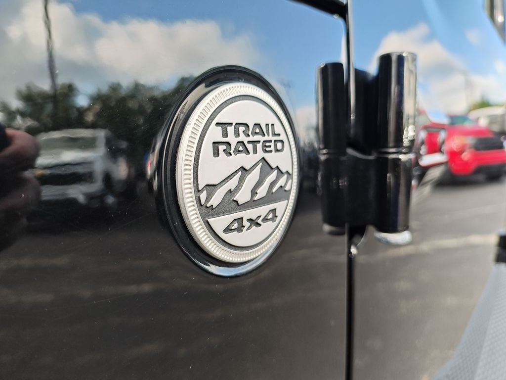 Used 2021 Black Jeep Overland image 26