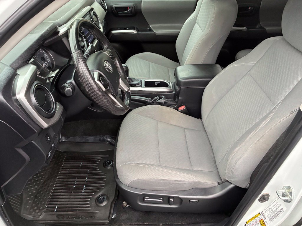 Used 2023 White Toyota SR5 image 15