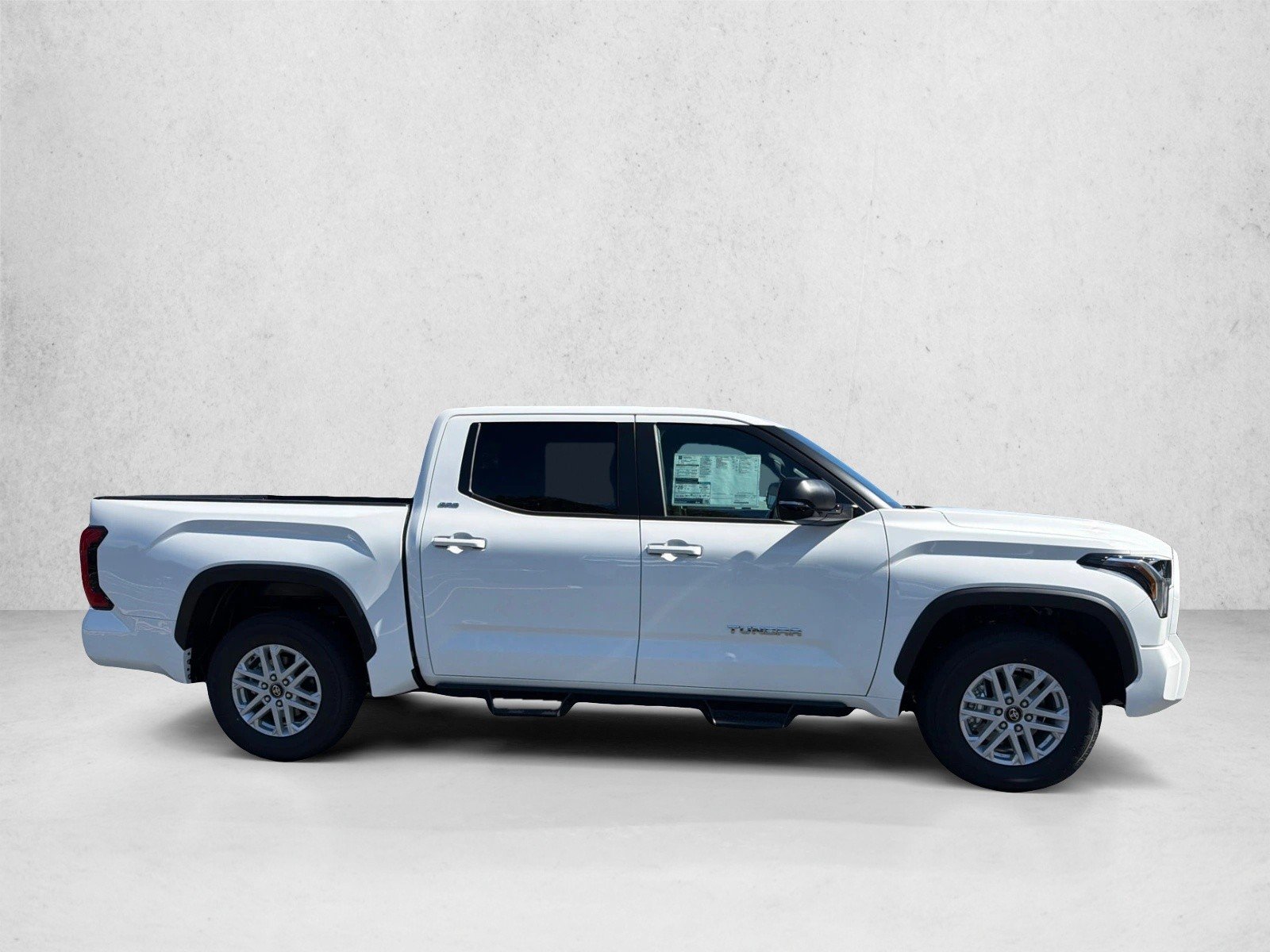 New 2026 Ice Cap Toyota SR5 image 2