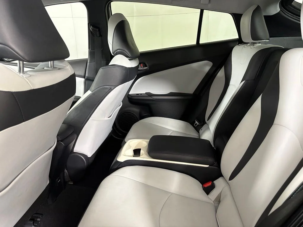 Used 2018 Gray Toyota Premium image 34