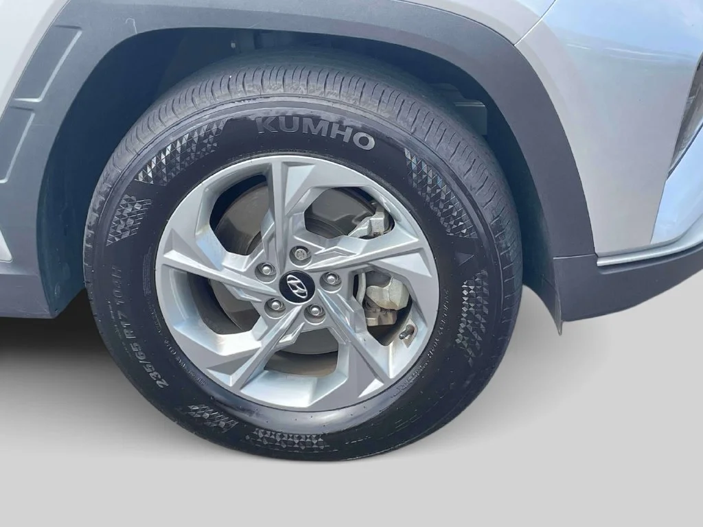 Certified Used 2024 Silver Hyundai SE image 8