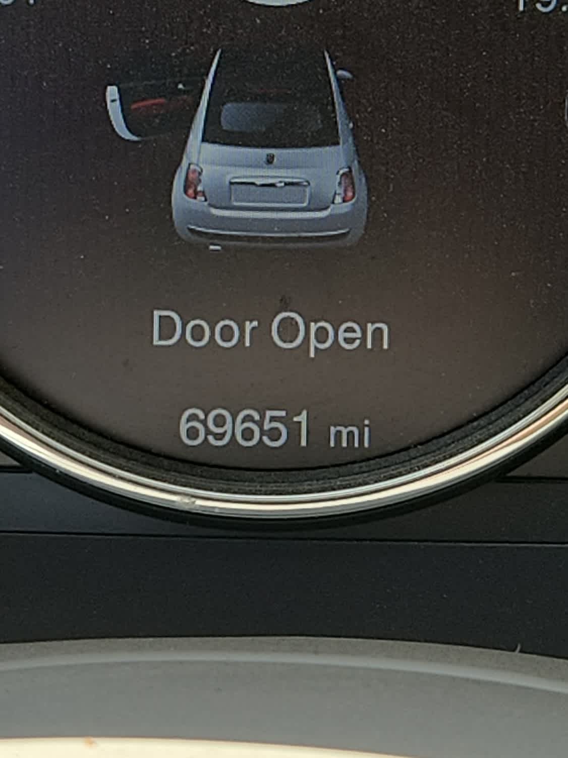 Used 2017 Celeste Blu (Retro Light Blue) FIAT Pop image 5
